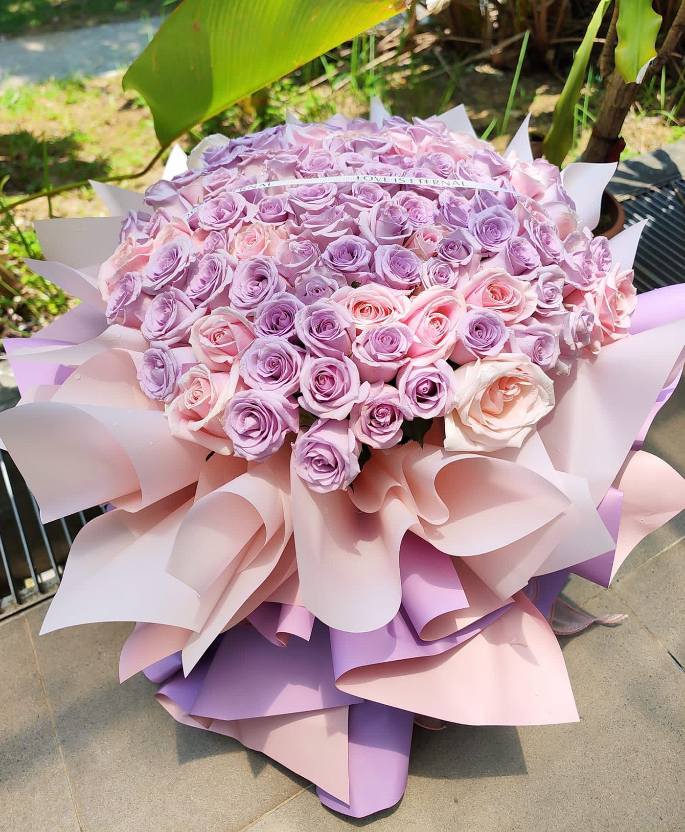 Large Blind Box Flower Bouquet (Sample Only Omakase Style Vary)