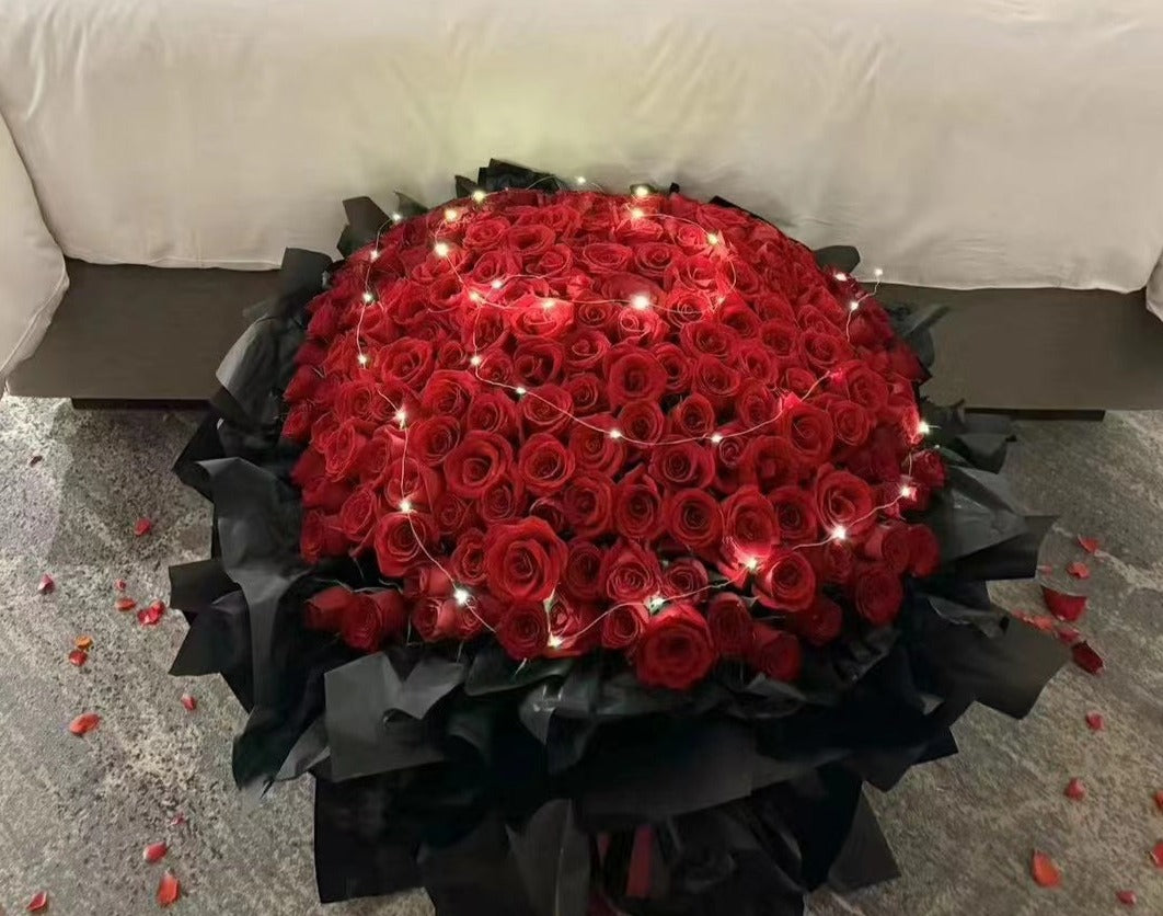 FTG 53 $520 (199 Roses)