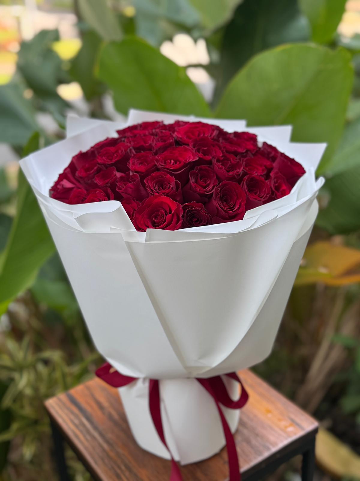 Premium Bouquet VD 39 - 52 Stalk – Floral Singapore